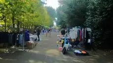 写真：フリーマーケット1