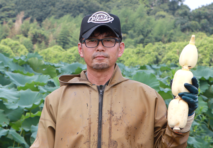 写真:中村淳（レンコン農家）さんの写真