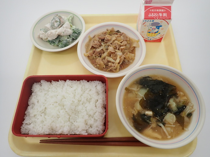 写真：11月20日（木曜）給食