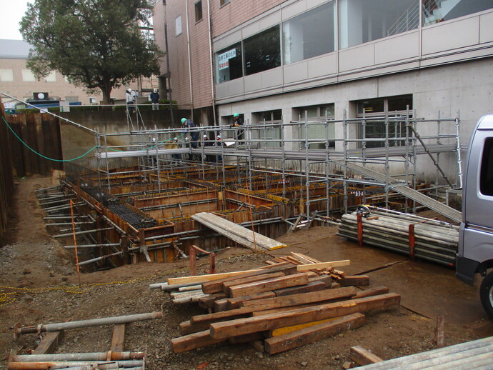 増築棟基礎工事コンクリート打設