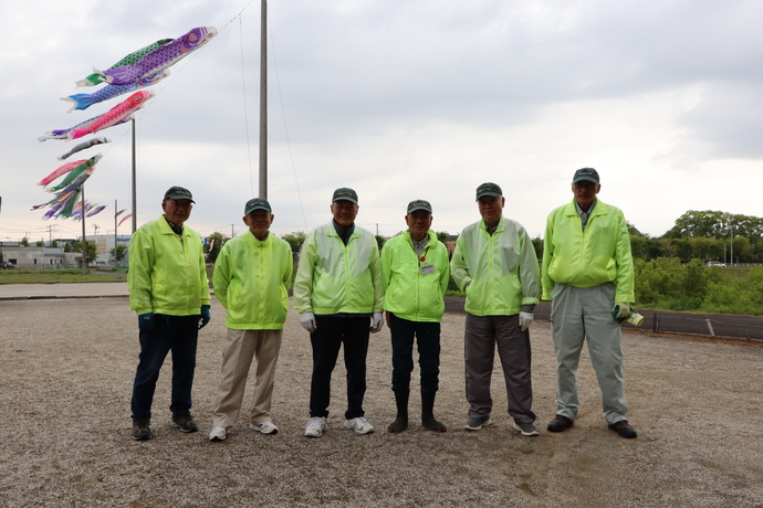 高野まちづくりの会の男性6人が並んでいる写真