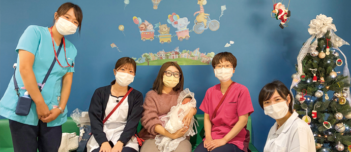 総合守谷第一病院のスタッフの皆さんと集合写真